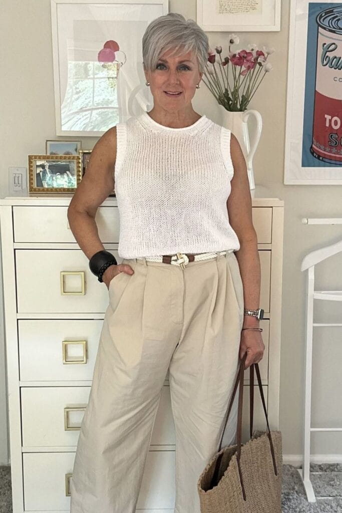 Spring outfits for women over 50 6