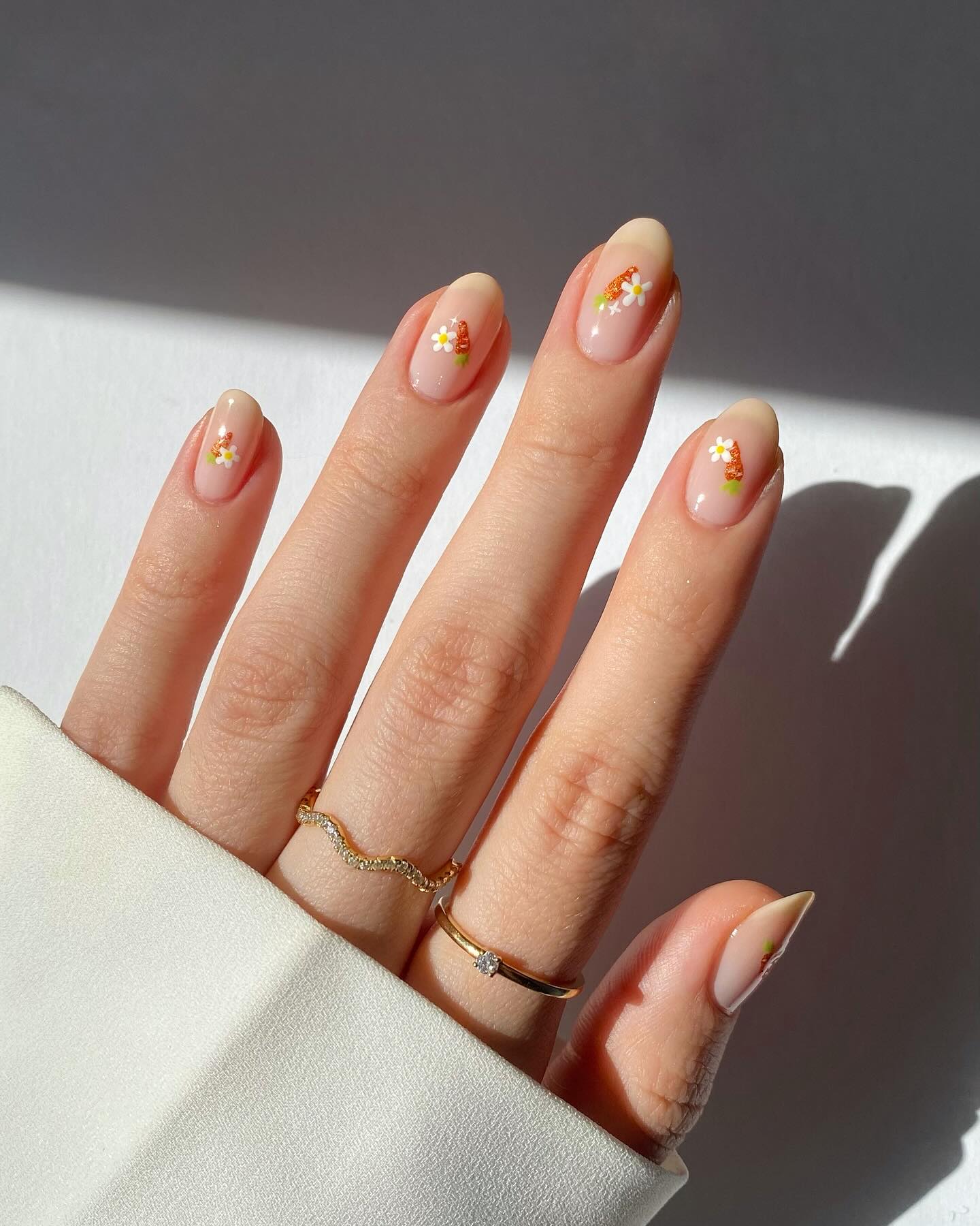Carrot and Daisy Nails - Easter Nails
