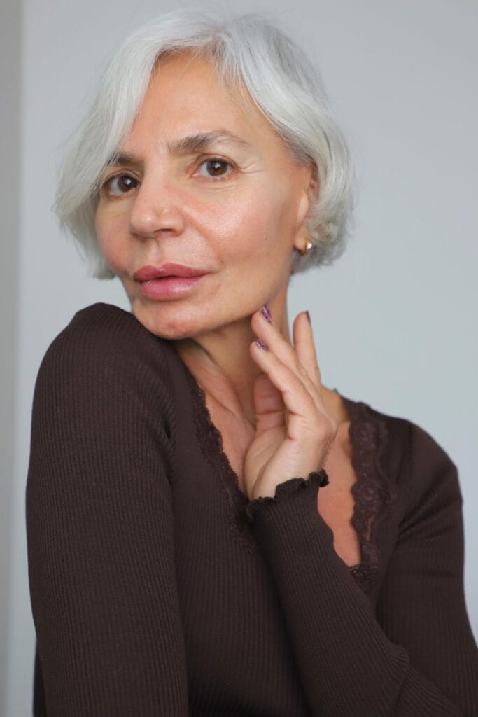 hairstyles for women over 50 11