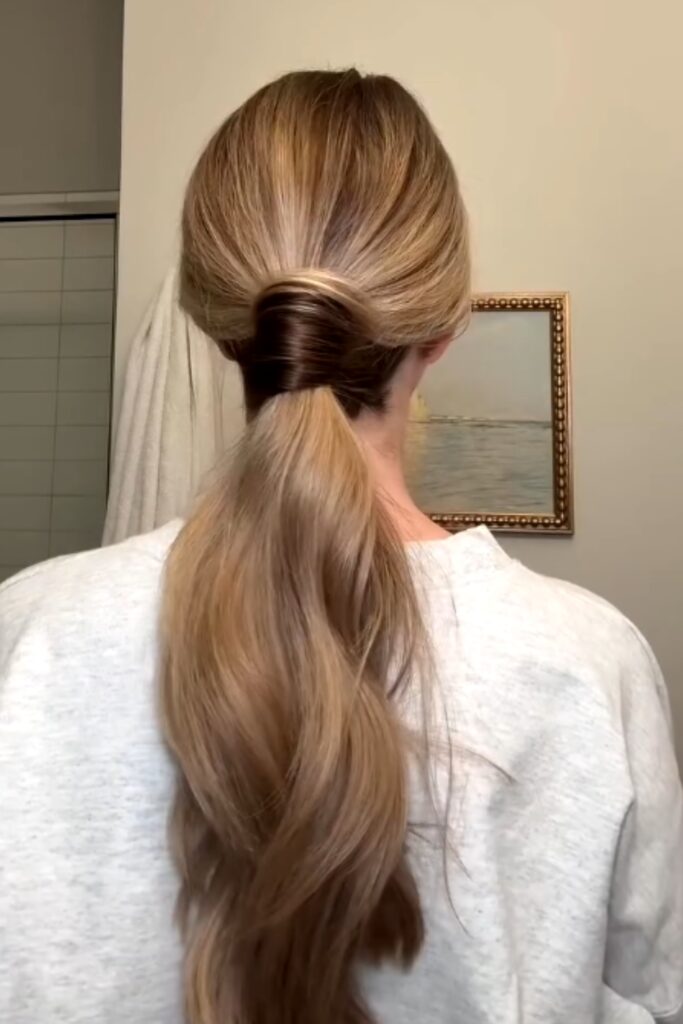 low ponytail back-to-school hairstyle